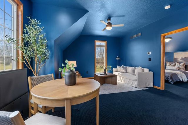 27 Beach Drive, Lake Tapawingo, MO 64015