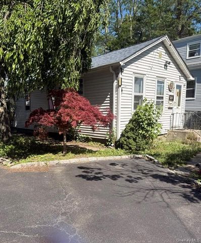 23 Landscape Drive, Wheatley Heights, NY 11798
