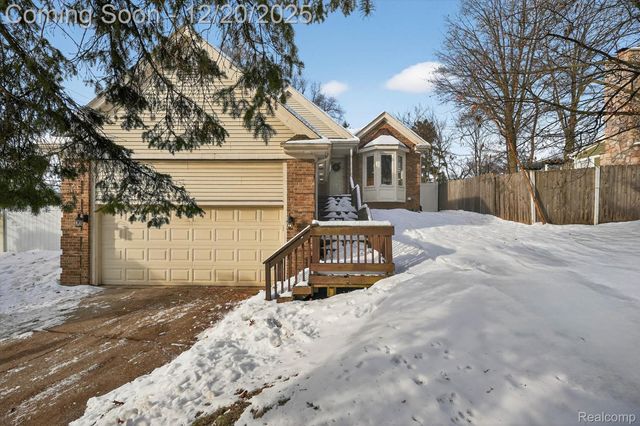 821 Grace Street, Northville, MI 48167