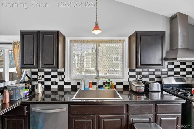 821 Grace Street, Northville, MI 48167