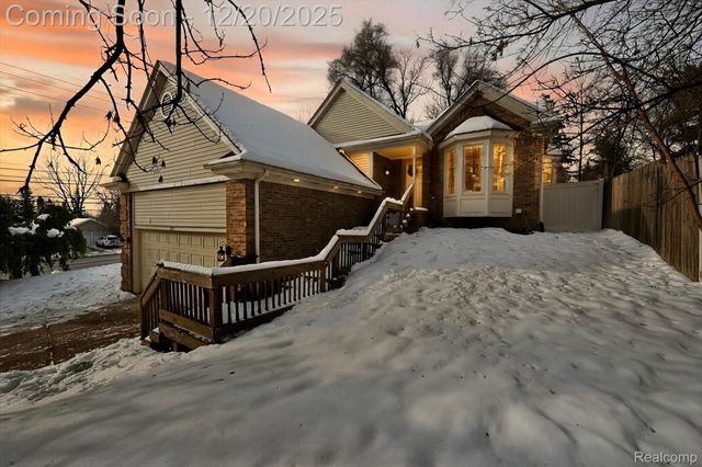 821 Grace Street, Northville, MI 48167