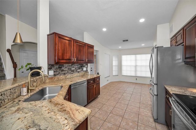 7826 ROUNDELAY DRIVE, New Port Richey, FL 34654