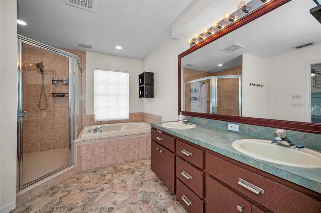7826 ROUNDELAY DRIVE, New Port Richey, FL 34654