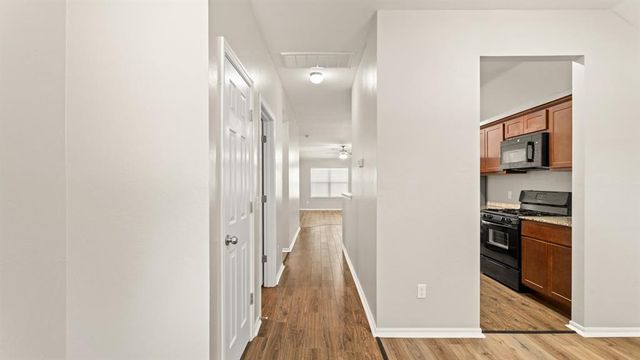 621 Christian Lane, Yukon, OK 73099