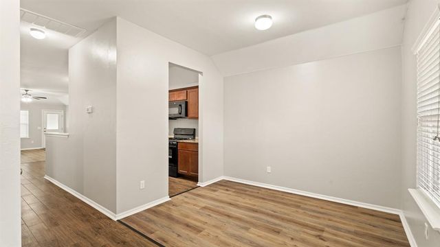 621 Christian Lane, Yukon, OK 73099