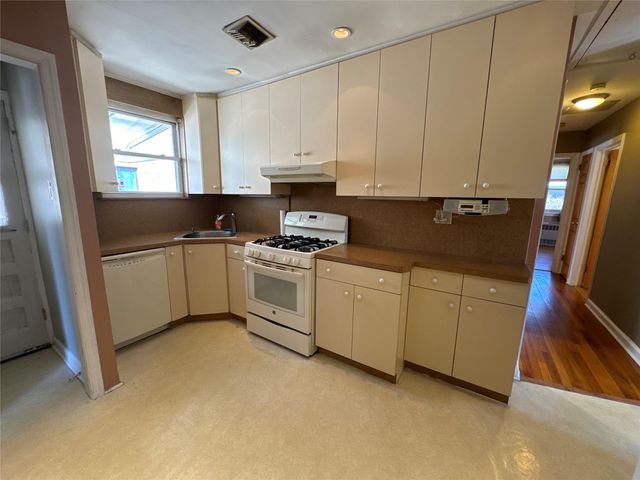 4419 192nd Street, Flushing, NY 11358
