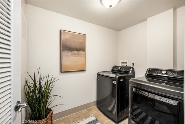 525 Vista Flora, Newport Beach, CA 92660
