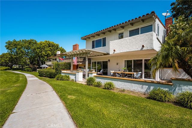 525 Vista Flora, Newport Beach, CA 92660