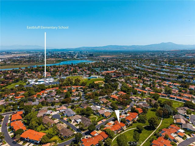 525 Vista Flora, Newport Beach, CA 92660