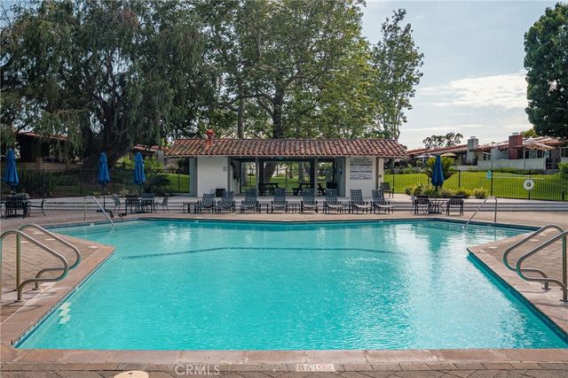 525 Vista Flora, Newport Beach, CA 92660