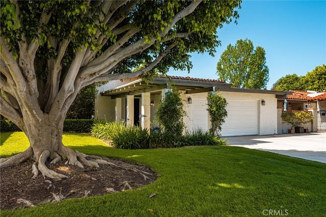525 Vista Flora, Newport Beach, CA 92660