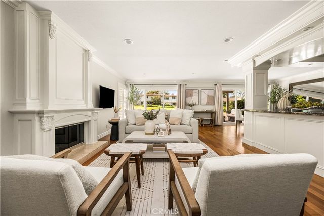 525 Vista Flora, Newport Beach, CA 92660