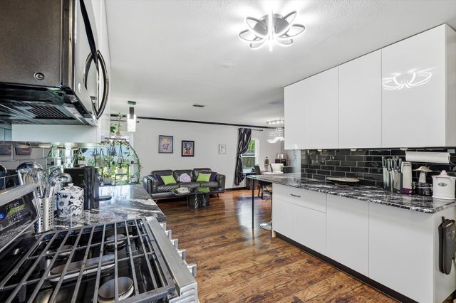 511 N 2nd Street, Sanger, TX 76266