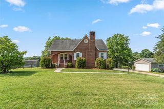 1785 Falls Road NW, Valdese, NC 28690
