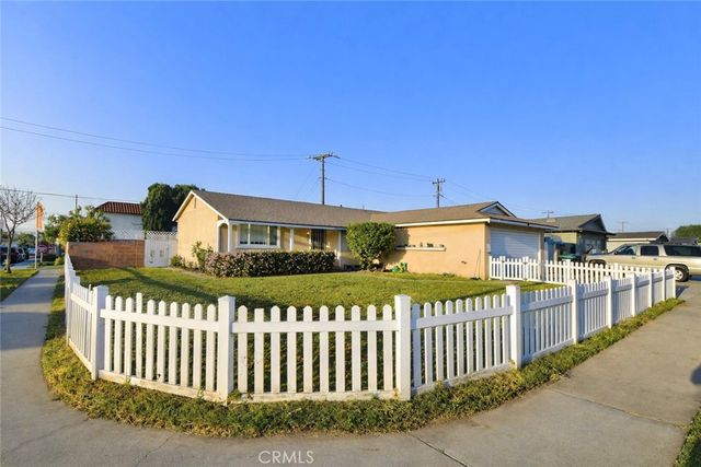 7251 Middlesex Dr, Stanton, CA 90680