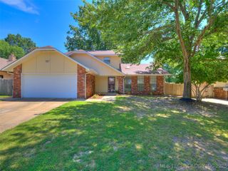 213 W Quanah Street S, Broken Arrow, OK 74011