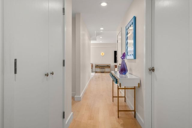 130 Mount Auburn St 309, Cambridge, MA 02138