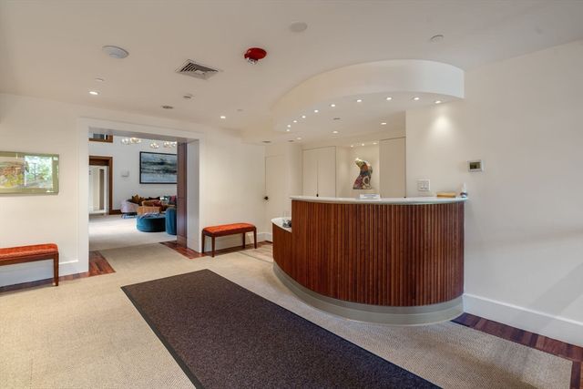 130 Mount Auburn St 309, Cambridge, MA 02138