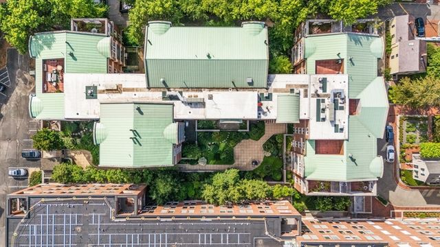 130 Mount Auburn St 309, Cambridge, MA 02138