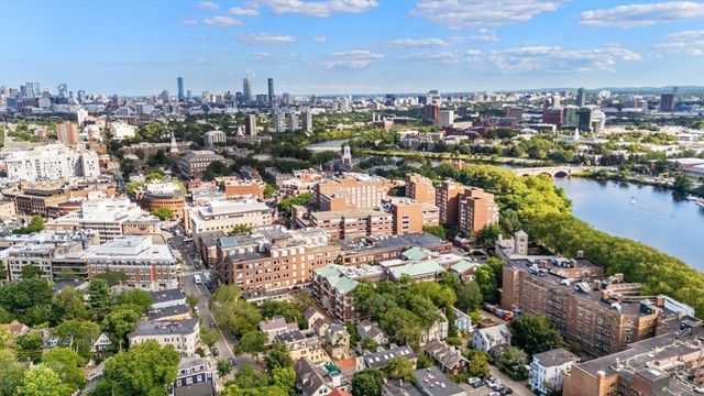 130 Mount Auburn St 309, Cambridge, MA 02138