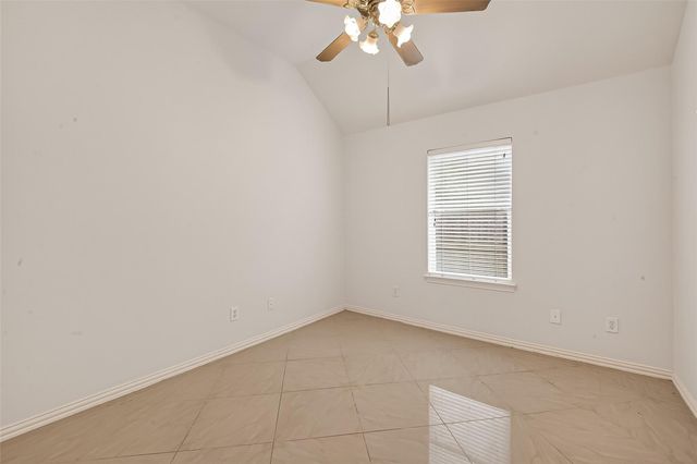 2604 Hidden Creek Drive, Pearland, TX 77581