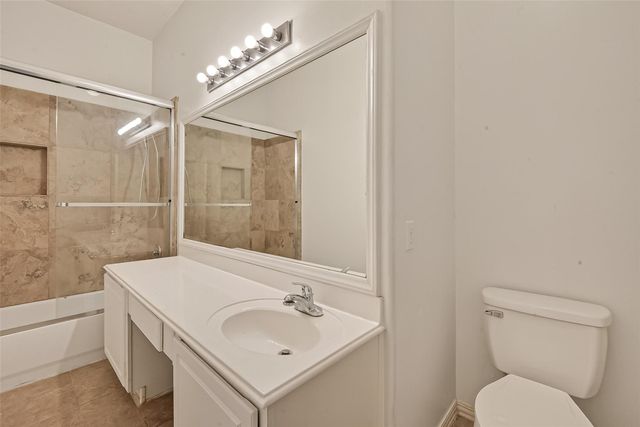 2604 Hidden Creek Drive, Pearland, TX 77581