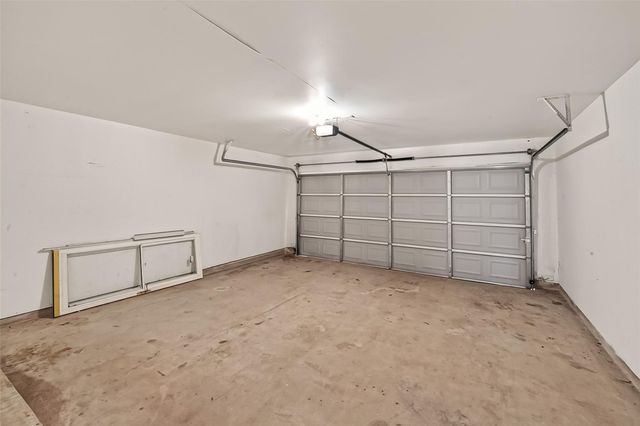 2604 Hidden Creek Drive, Pearland, TX 77581
