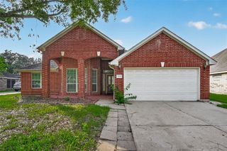 2604 Hidden Creek Drive, Pearland, TX 77581