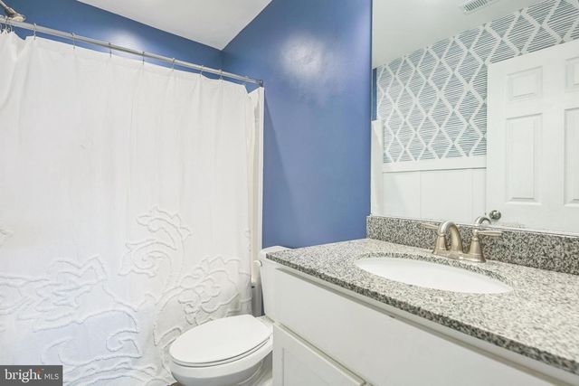 14 CANDLEBERRY DR, La Plata, MD 20646