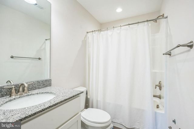 14 CANDLEBERRY DR, La Plata, MD 20646