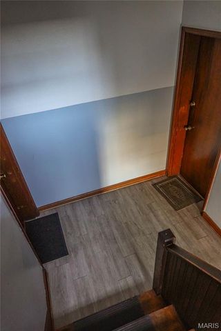 6957 Chippewa Street, St Louis, MO 63109