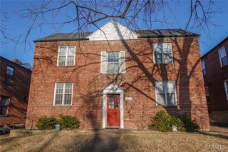 6957 Chippewa Street, St Louis, MO 63109