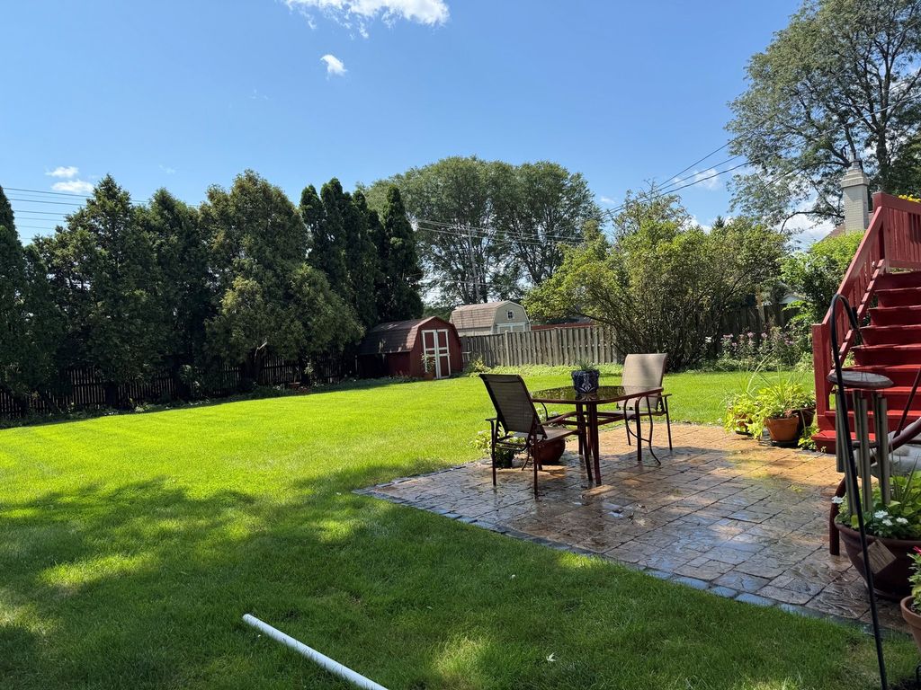 1205 E Ironwood Drive, Mount Prospect, IL 60056 — photo 4