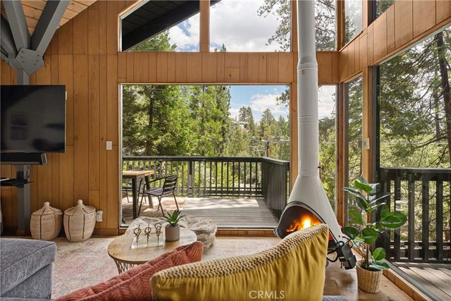 476 Annandale, Lake Arrowhead, CA 92352