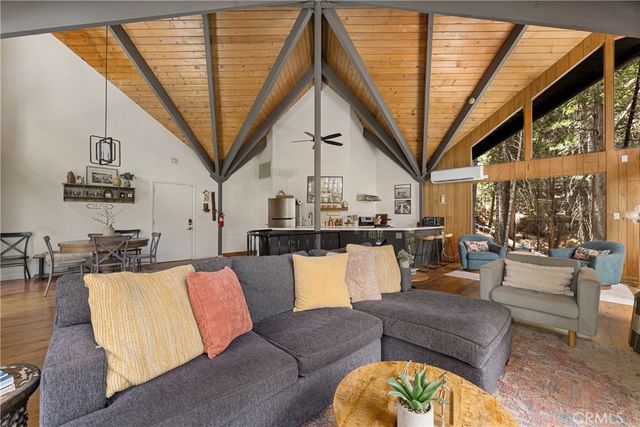 476 Annandale, Lake Arrowhead, CA 92352