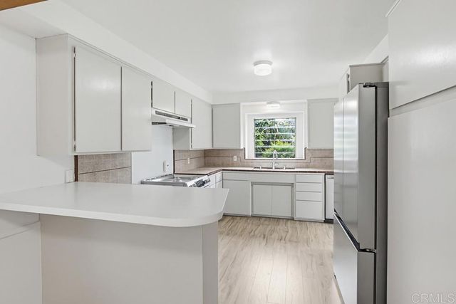 815 Hermes Avenue, Encinitas, CA 92024