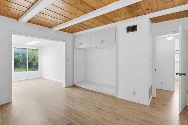 815 Hermes Avenue, Encinitas, CA 92024