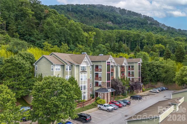 2000 Olde Eastwood Village Boulevard C-206, Asheville, NC 28803