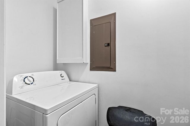 2000 Olde Eastwood Village Boulevard C-206, Asheville, NC 28803