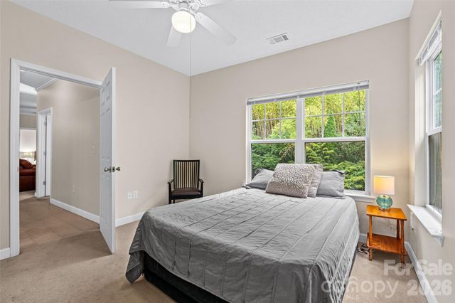 2000 Olde Eastwood Village Boulevard C-206, Asheville, NC 28803