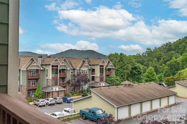 2000 Olde Eastwood Village Boulevard C-206, Asheville, NC 28803