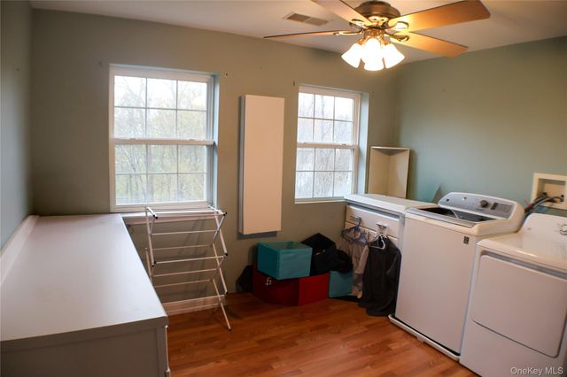 5 Juniper Way, Wappingers Falls, NY 12590