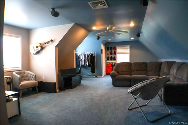 5 Juniper Way, Wappingers Falls, NY 12590