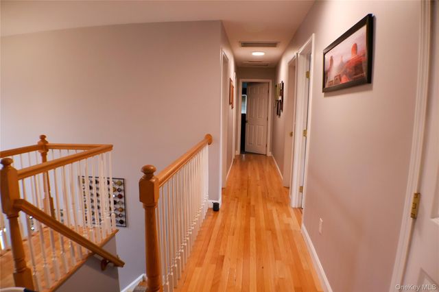 5 Juniper Way, Wappingers Falls, NY 12590