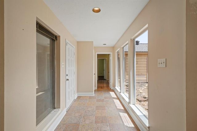 10803 Shawnbrook Drive, Houston, TX 77071