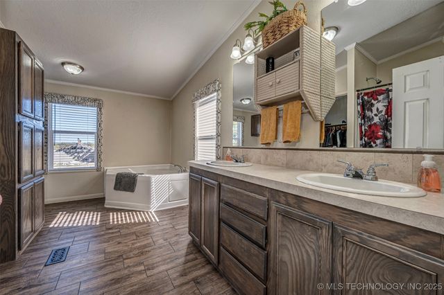 5021 W 14th, Sulphur, OK 73086