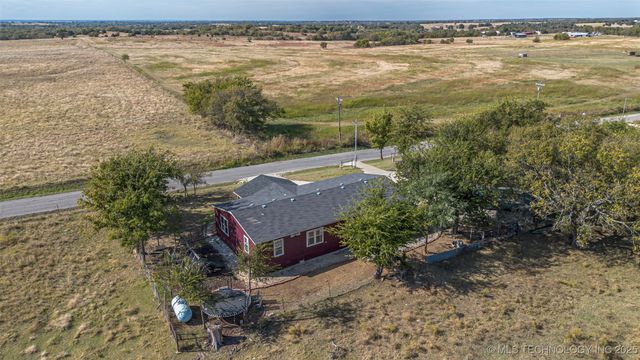 5021 W 14th, Sulphur, OK 73086