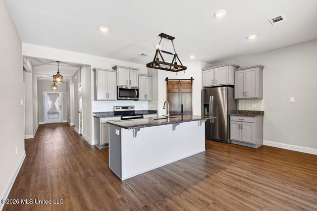 15610 Hawick Lane, Biloxi, MS 39532