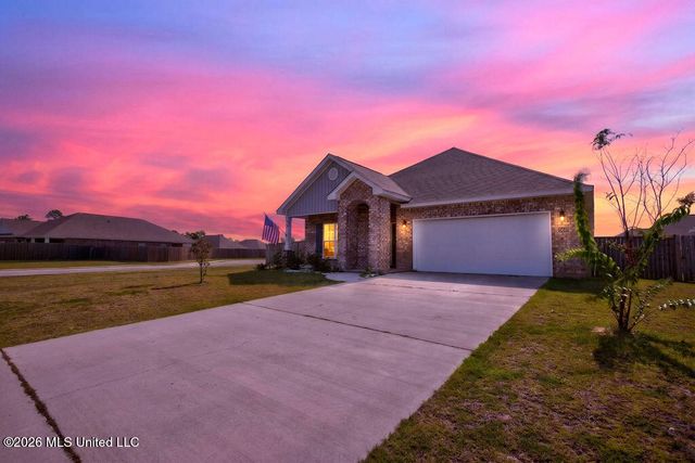 15610 Hawick Lane, Biloxi, MS 39532