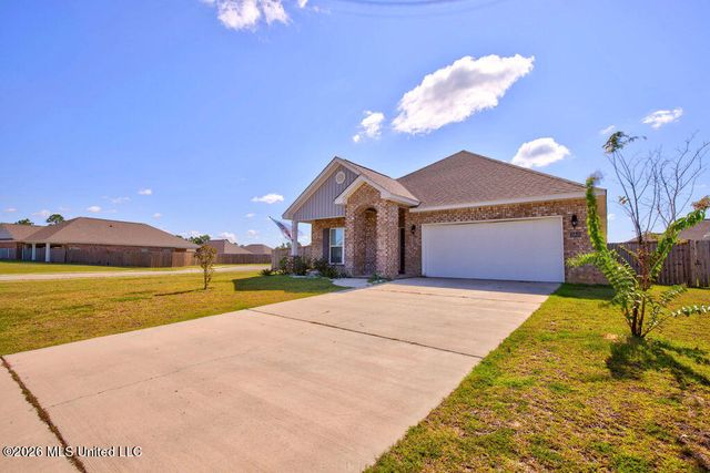 15610 Hawick Lane, Biloxi, MS 39532